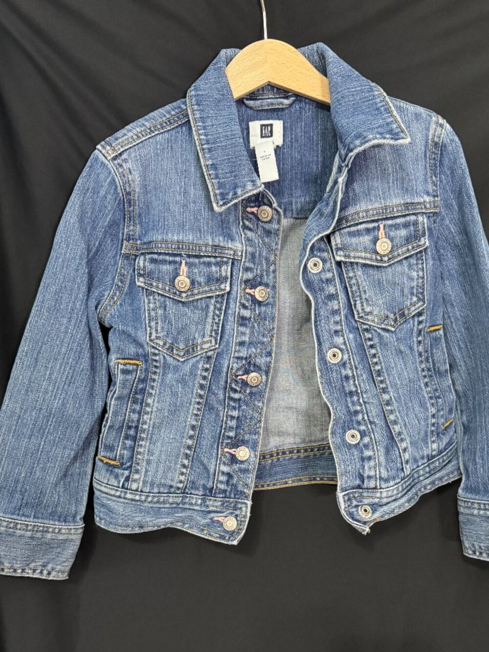 Girls GAP denim jacket- EUC